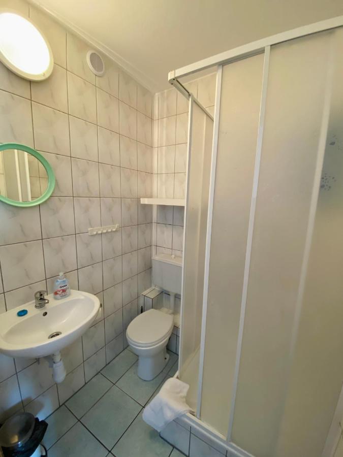 Dom Goscinny Batawia Łazy Eksteriør billede